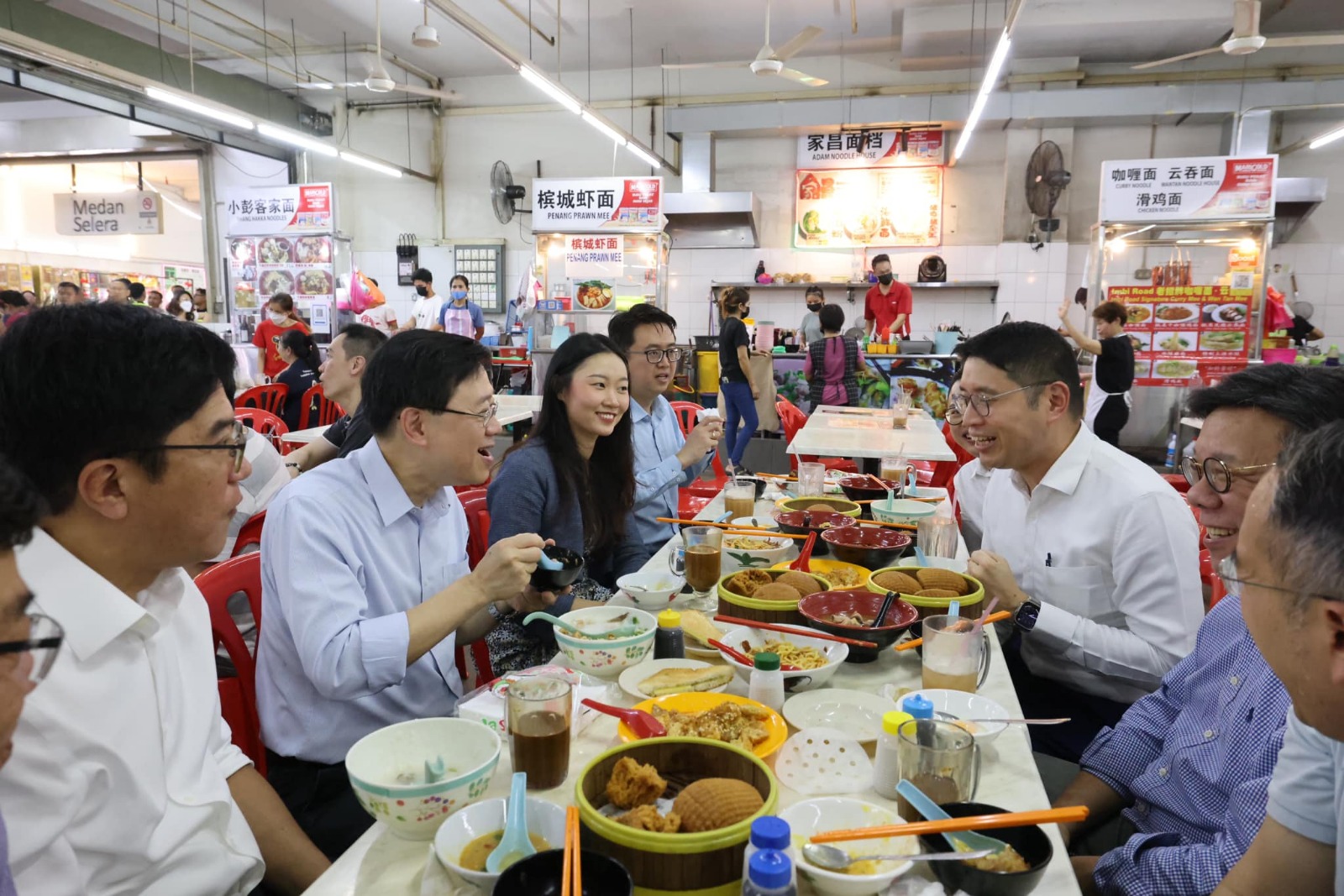 香港特首吃大马式早餐